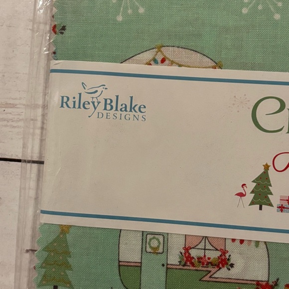 Christmas Adventure Fabric - 10-inch Stacker - Picture 3 of 8